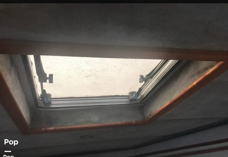 Slide: The Image of Cruisers Yachts 4280 Express Bridge 1988 - 13564401