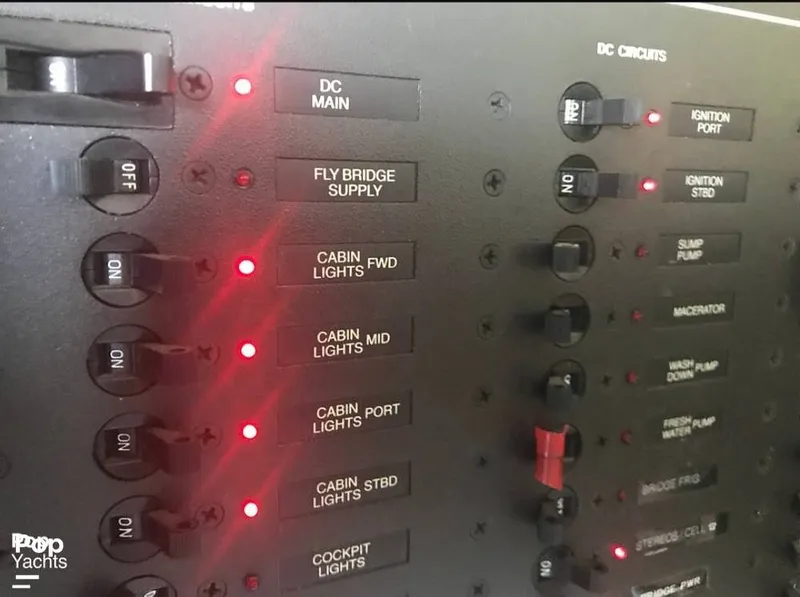 Slide: The Image of Cruisers Yachts 4280 Express Bridge 1988 - 13564416