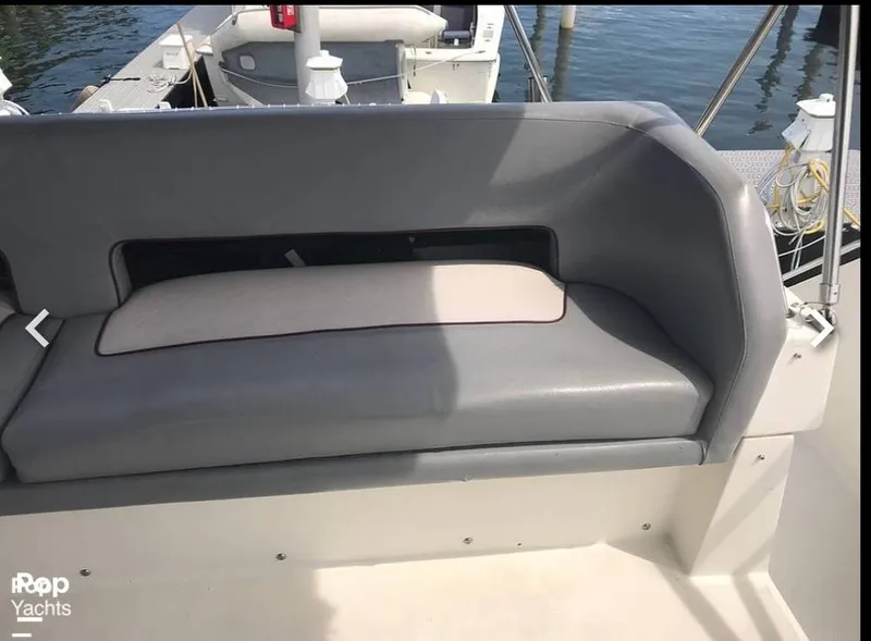 Slide: The Image of Bench Seat Upper Helm - 13562747