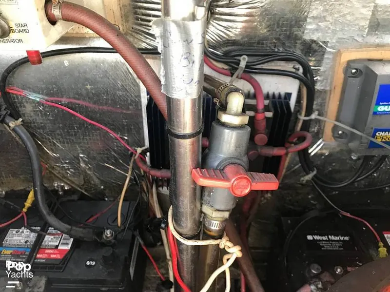 Slide: The Image of Cruisers Yachts 4280 Express Bridge 1988 - 13564211