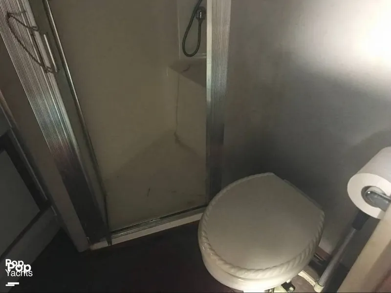 Slide: The Image of Bathroom - 13564384