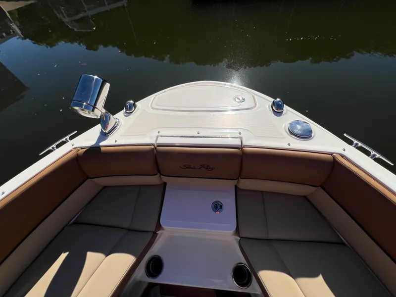 Slide: The Image of Sea Ray 350 SLX 2015 - 19