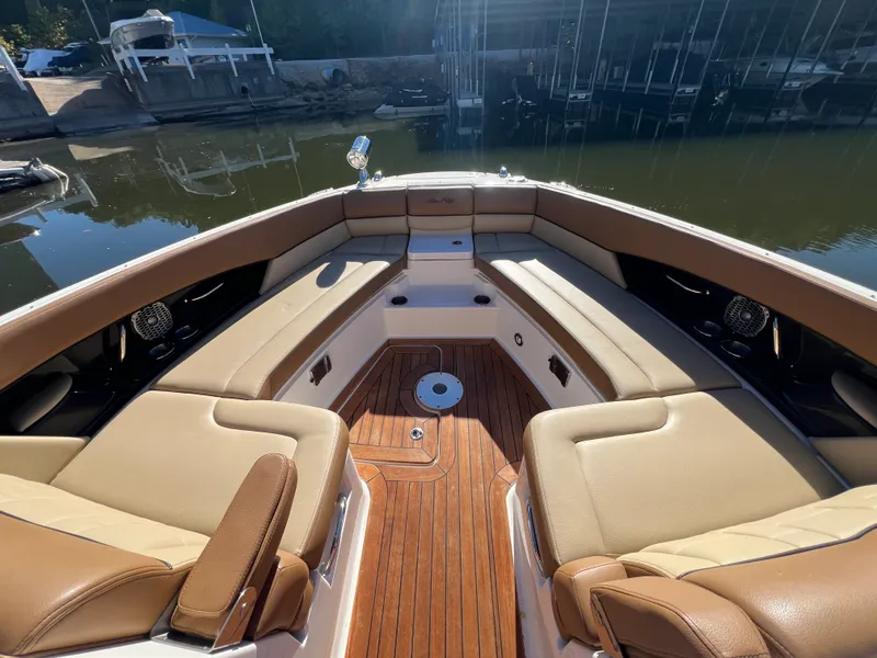 Slide: The Image of Sea Ray 350 SLX 2015 - 20