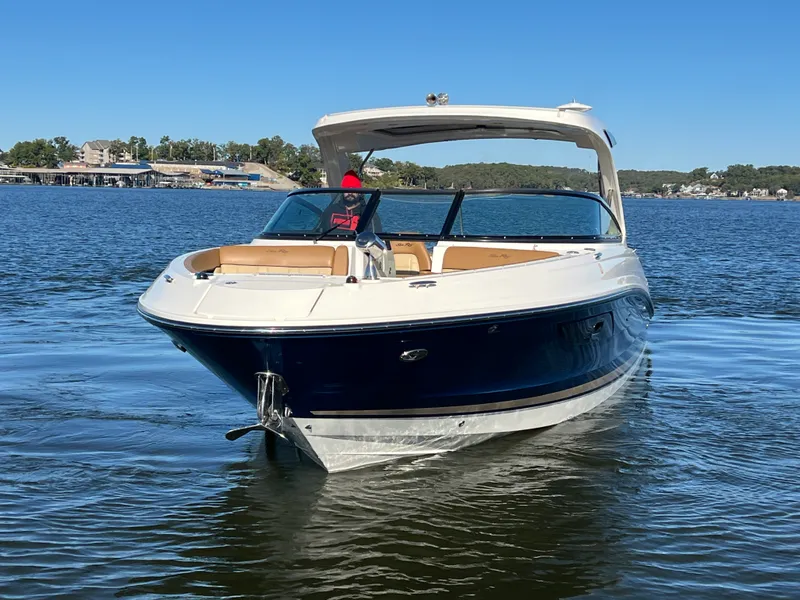 Slide: The Image of Sea Ray 350 SLX 2015 - 4