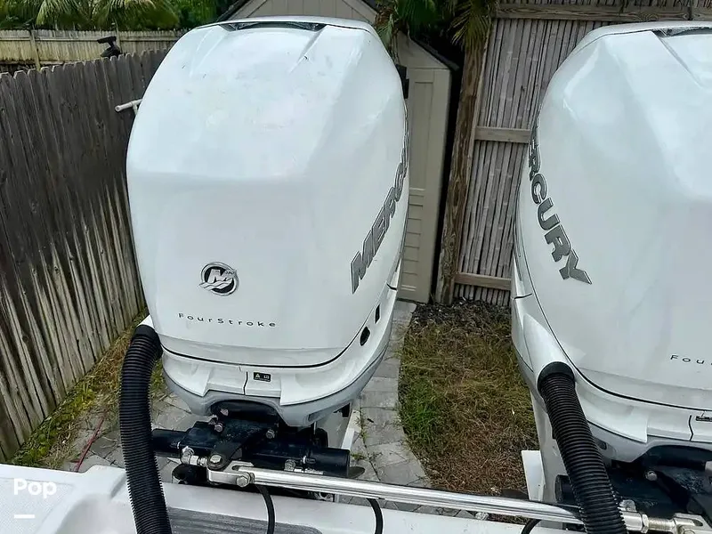 Slide: The Image of Marlago FS 35 Center Console Cuddy 2006 - 16000283