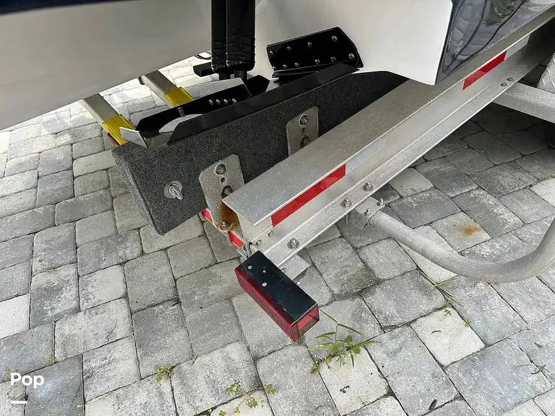 Slide: The Image of Marlago FS 35 Center Console Cuddy 2006 - 16000334