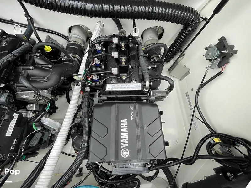 Slide: The Image of Yamaha AR210 2022 - 13219879