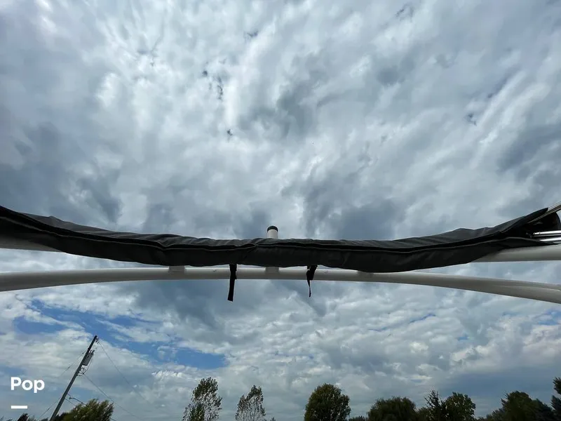 Slide: The Image of Yamaha AR210 2022 - 13219891