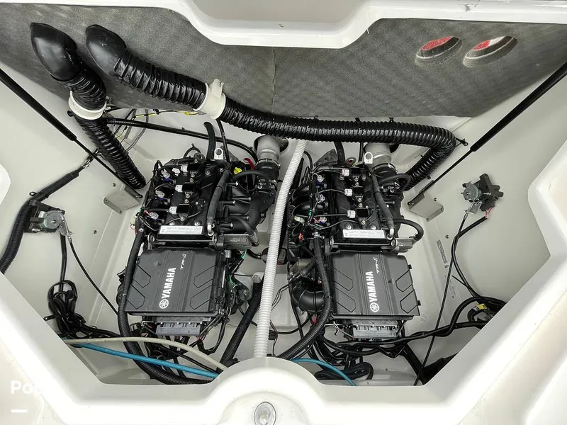 Slide: The Image of Yamaha AR210 2022 - 13219052