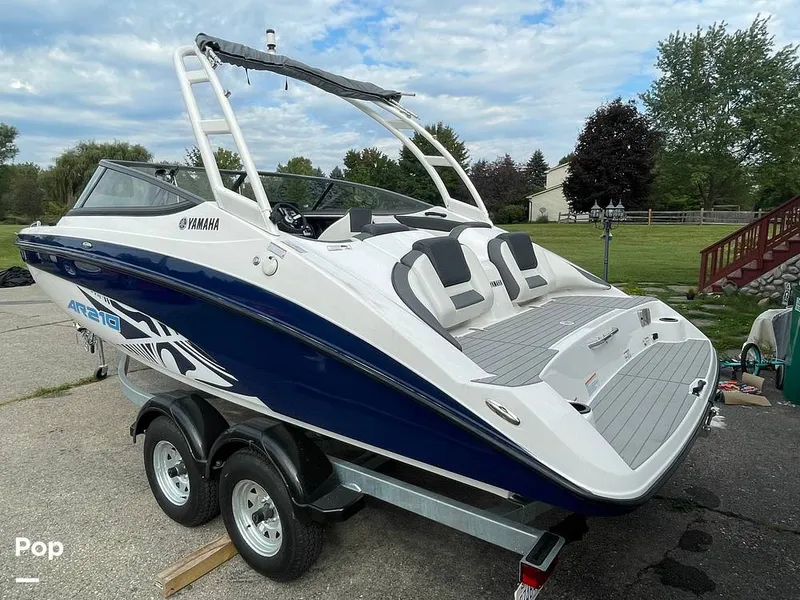 Slide: The Image of Yamaha AR210 2022 - 13219901