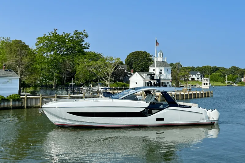 Slide: The Image of Azimut 47 VERVE 2022 - 112