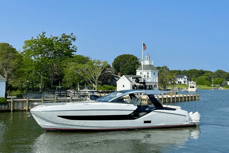 Slide: The Image of Azimut 47 VERVE 2022 - 113