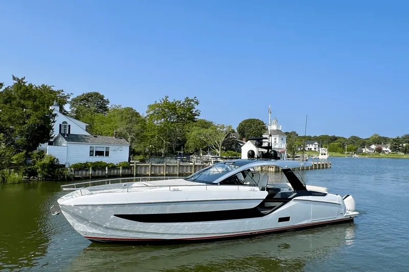 Slide: The Image of Azimut 47 VERVE 2022 - 118