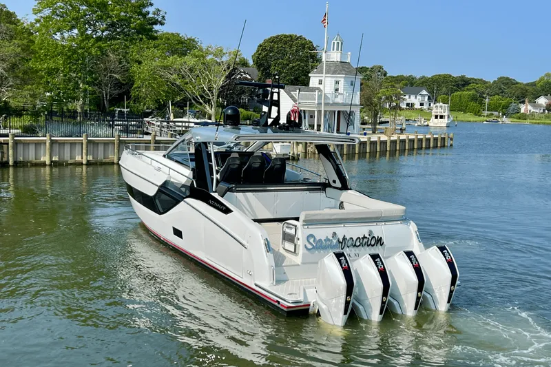 Slide: The Image of Azimut 47 VERVE 2022 - 125