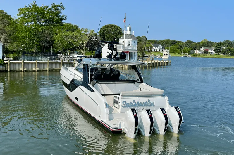 Slide: The Image of Azimut 47 VERVE 2022 - 126