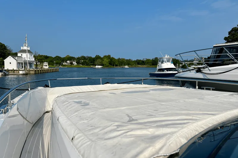 Slide: The Image of Azimut 47 VERVE 2022 - 17