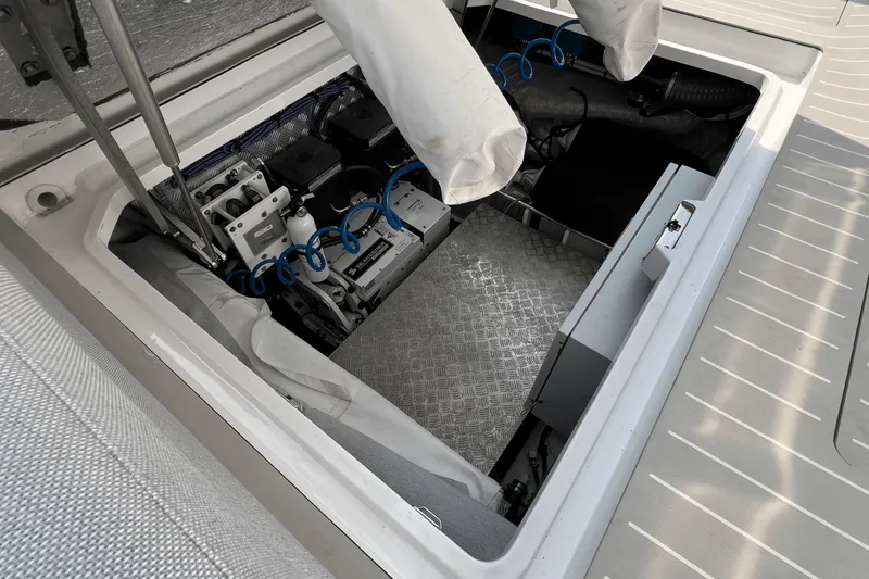 Slide: The Image of Azimut 47 VERVE 2022 - 58