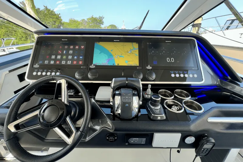 Slide: The Image of Azimut 47 VERVE 2022 - 63