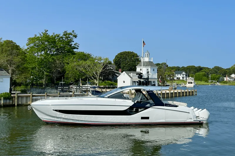 Slide: The Image of Azimut 47 VERVE 2022 - 7