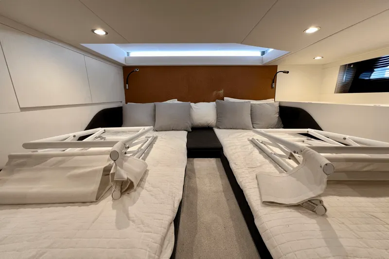 Slide: The Image of Azimut 47 VERVE 2022 - 88