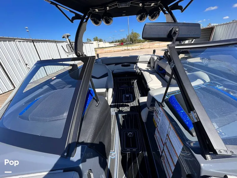 Slide: The Image of Centurion Fi23 2019 - 13220812