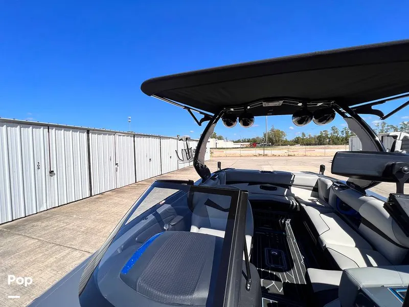 Slide: The Image of Centurion Fi23 2019 - 13220813