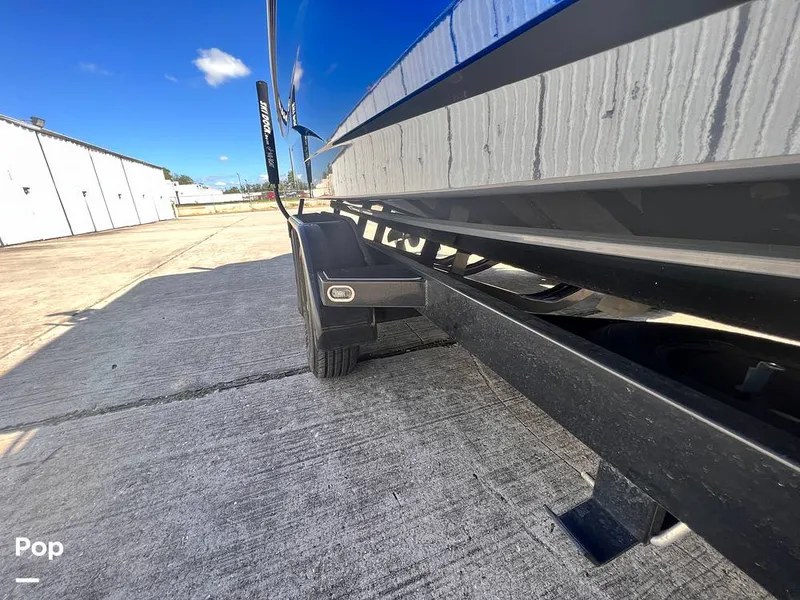 Slide: The Image of Centurion Fi23 2019 - 13220733