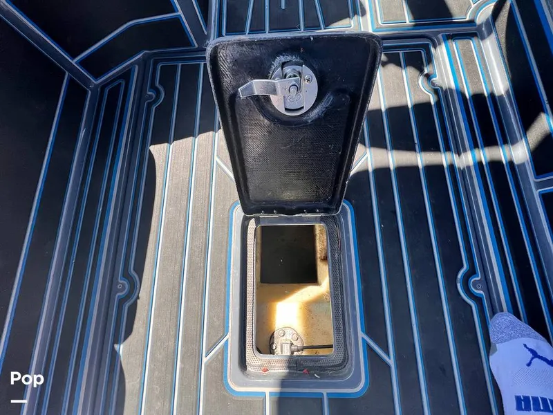 Slide: The Image of Centurion Fi23 2019 - 13220755