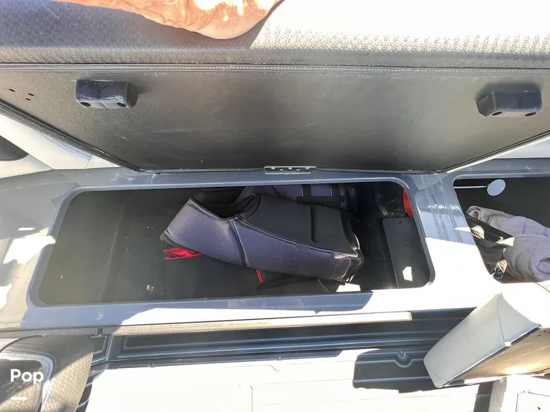 Slide: The Image of Centurion Fi23 2019 - 13220770