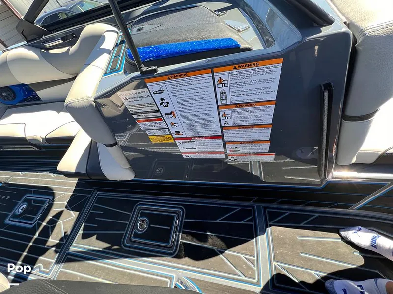 Slide: The Image of Centurion Fi23 2019 - 13220808