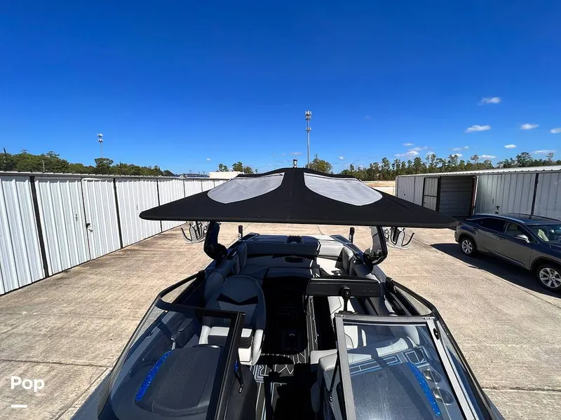 Slide: The Image of Centurion Fi23 2019 - 13220809