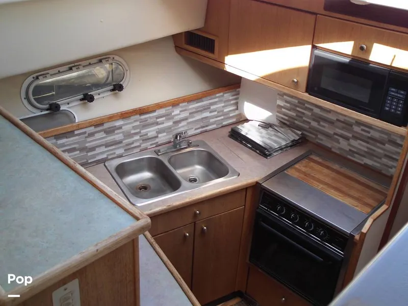 Slide: The Image of Bayliner 3388 2000 - 13118641