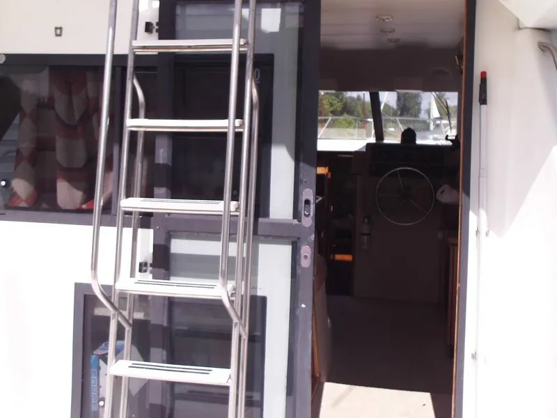 Slide: The Image of Bayliner 3388 2000 - 13118630