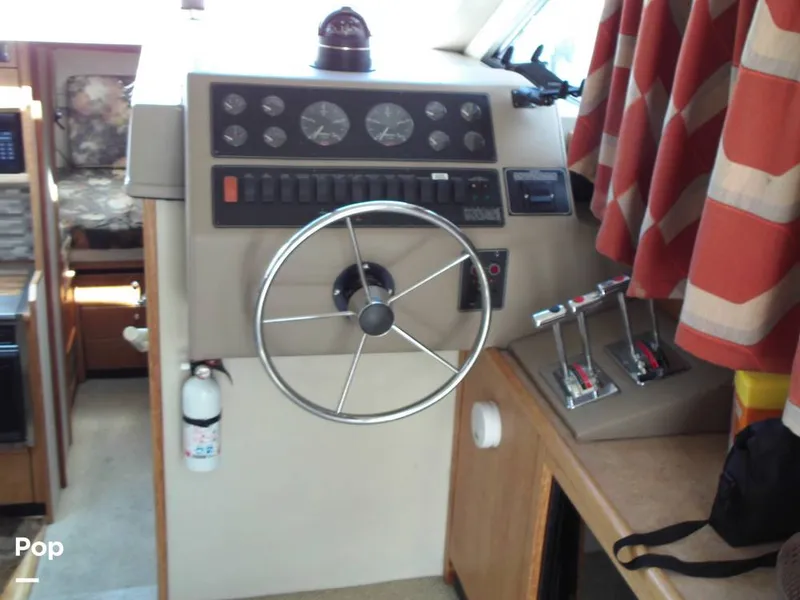 Slide: The Image of Bayliner 3388 2000 - 13118636