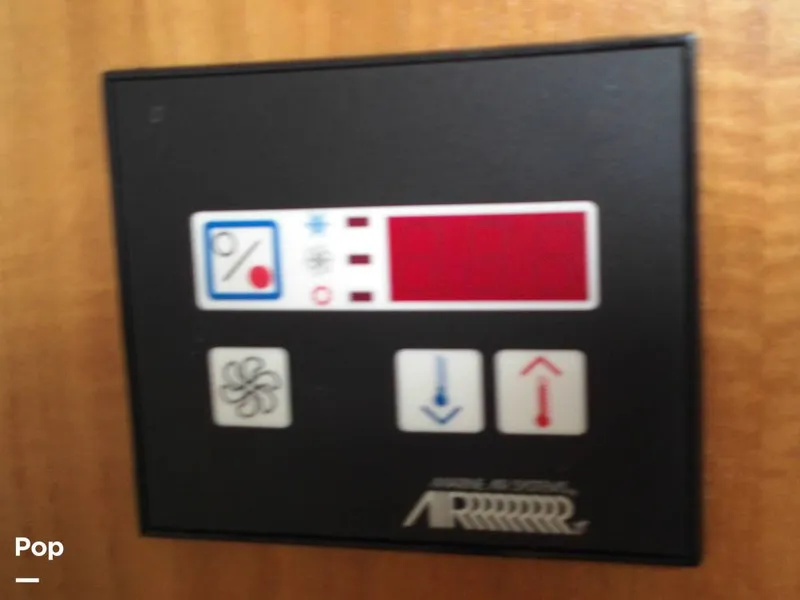 Slide: The Image of Bayliner 3388 2000 - 13118766