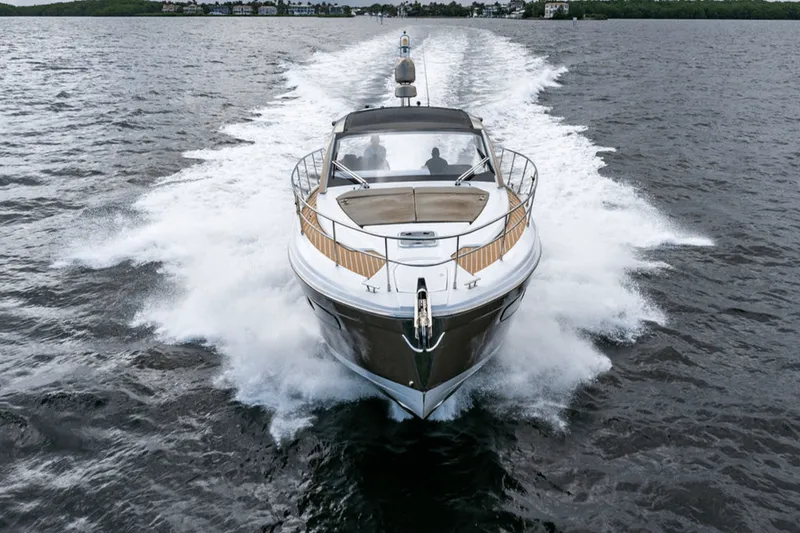 Slide: The Image of Azimut ATLANTIS 45 2020 - 3