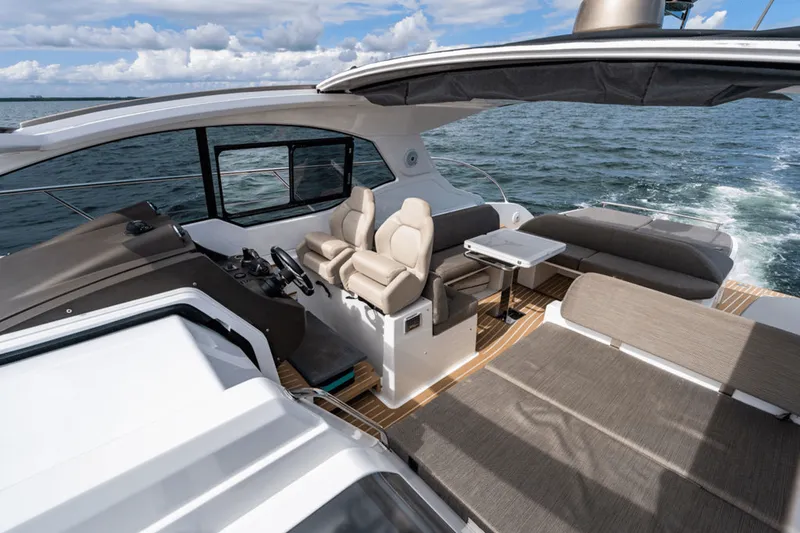 Slide: The Image of Azimut ATLANTIS 45 2020 - 59