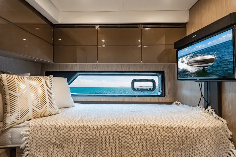 Slide: The Image of Azimut ATLANTIS 45 2020 - 73