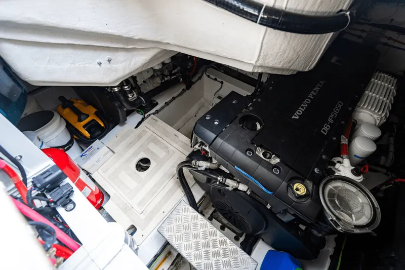 Slide: The Image of Azimut ATLANTIS 45 2020 - 88