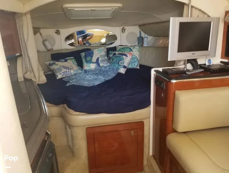 Slide: The Image of V Berth - 13090758