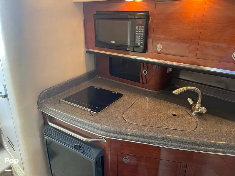 Slide: The Image of Galley Sink/cook Top/microwave/refrigerator - 13123837