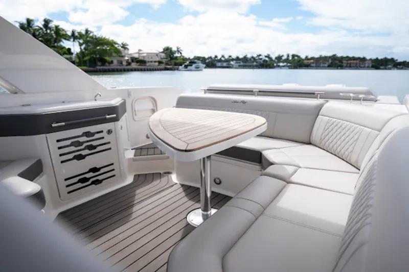 Slide: The Image of Sea Ray 310 SLX-OB 2023 - 24