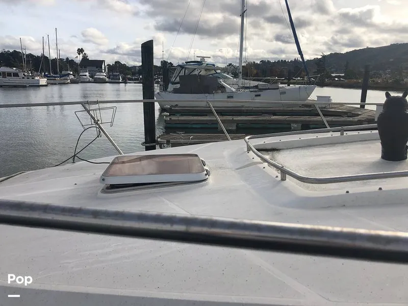 Slide: The Image of Regal Commodore 360 1986 - 13541724