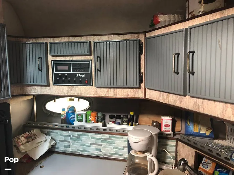 Slide: The Image of Regal Commodore 360 1986 - 13541750