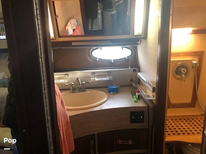 Slide: The Image of Regal Commodore 360 1986 - 13541786