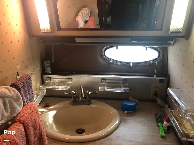 Slide: The Image of Regal Commodore 360 1986 - 13541783