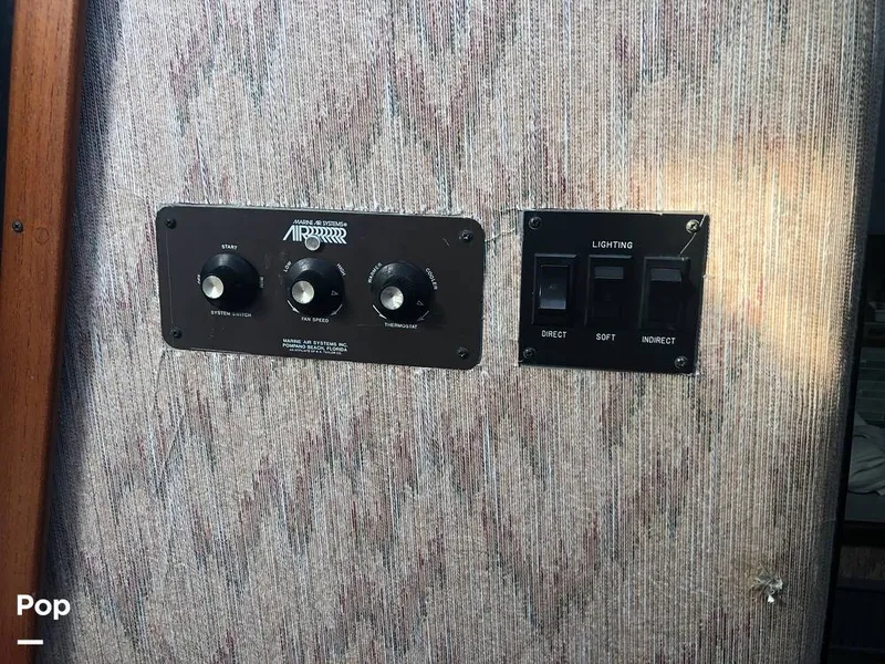 Slide: The Image of Regal Commodore 360 1986 - 13541749