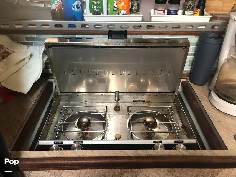 Slide: The Image of Regal Commodore 360 1986 - 13541801