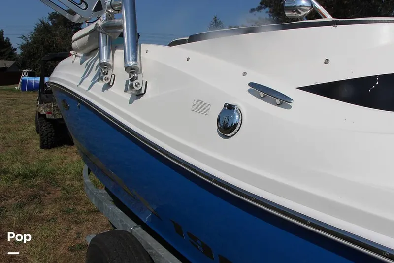 Slide: The Image of Sea Ray 190 Sport 2015 - 13160049