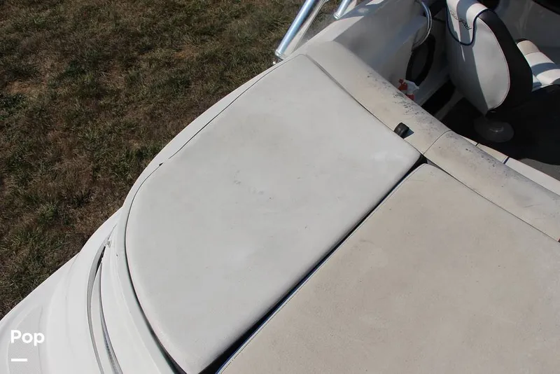 Slide: The Image of Sea Ray 190 Sport 2015 - 13160056